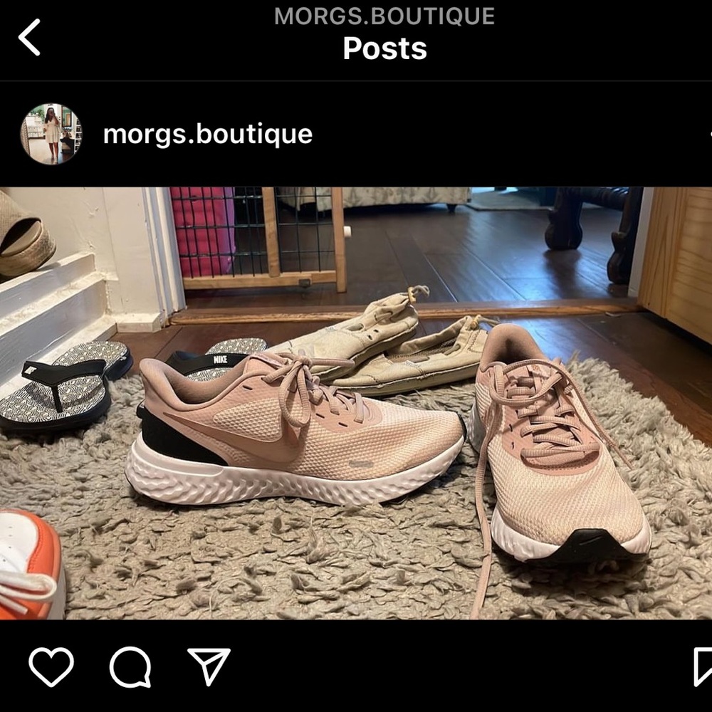Nike revolution size 7.5